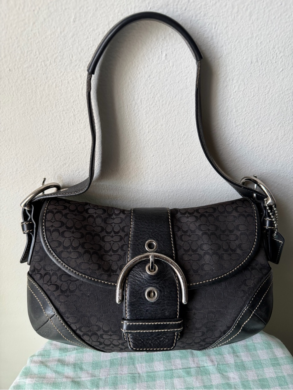 VINTAGE Coach Soho Black Signature Flap Shoulder Bag 6818